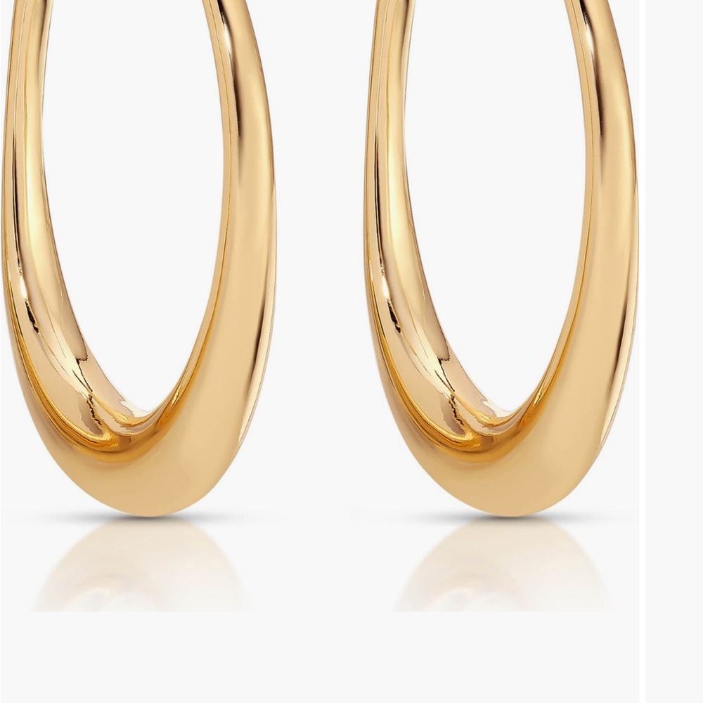 Ettika Shiny Gold Hoop Earrings
